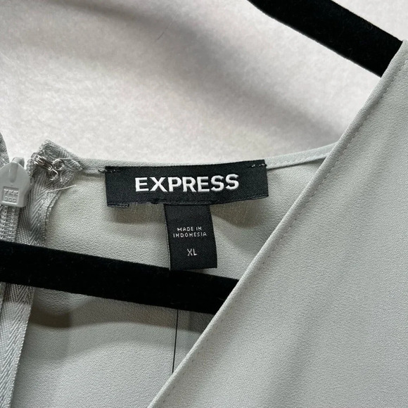 EXPRESS Blouse Size XL Crepe Surplice Twist Front Dolman Sleeve Back Zip Gray - Picture 5 of 13